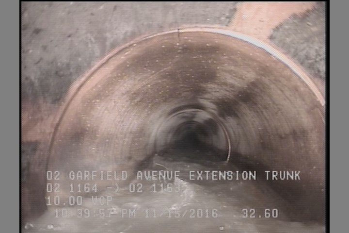 Crack Multiple, from 08 to 03 o'clock, within 8 inches of joint: YES, Start