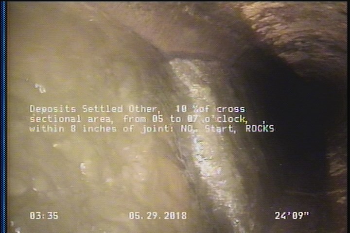 Deposits Settled Other, 10 %of cross sectional area, from 05 to 07 o'clock, , within 8 inches of joint: NO, Start - ROCKS