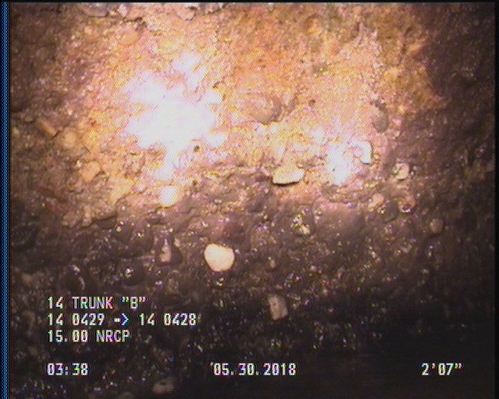 Surface Aggregate Projecting, from 09 to 03 o'clock, within 8 inches of joint: YES, Start