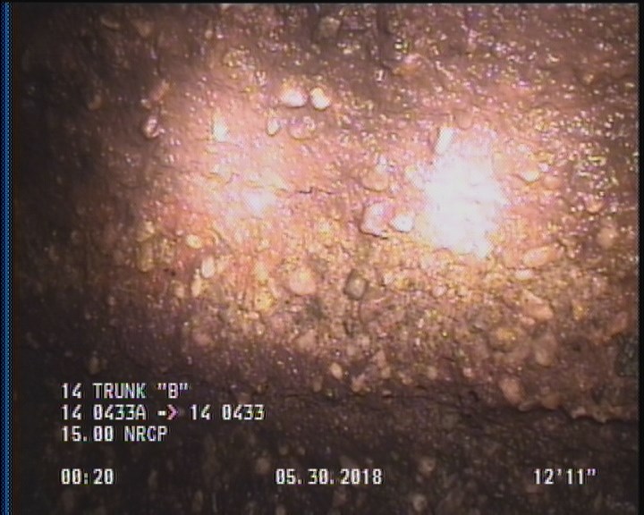 Surface Aggregate Projecting, from 09 to 03 o'clock, within 8 inches of joint: YES, Start