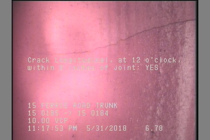 Crack Longitudinal, at 12 o'clock, within 8 inches of joint: YES