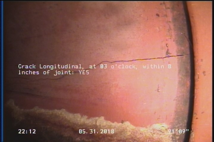 Crack Longitudinal, at 03 o'clock, within 8 inches of joint: YES