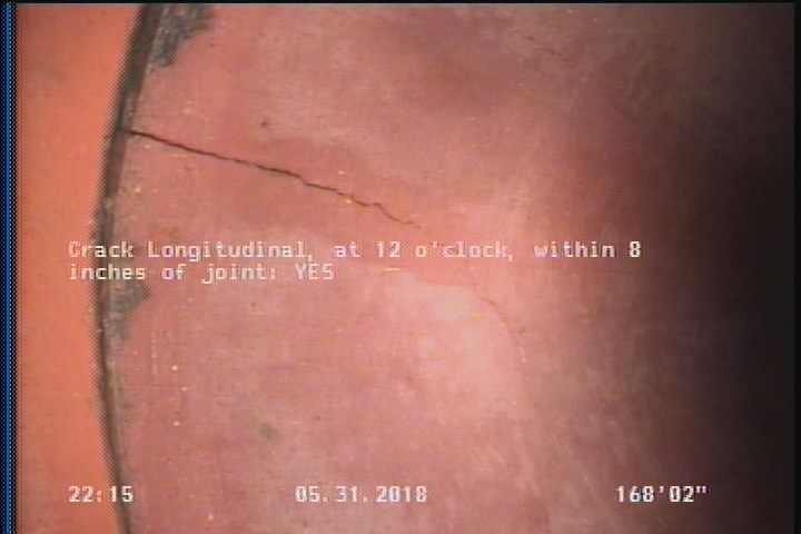 Crack Longitudinal, at 12 o'clock, within 8 inches of joint: YES
