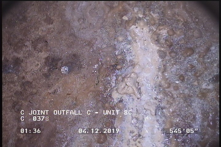 Infiltration Dripper, at 01 o'clock, within 8 inches of joint: YES