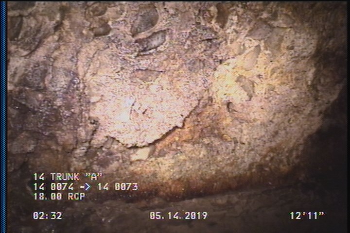 Surface Spalling, from 09 to 03 o'clock, within 8 inches of joint: YES, Start