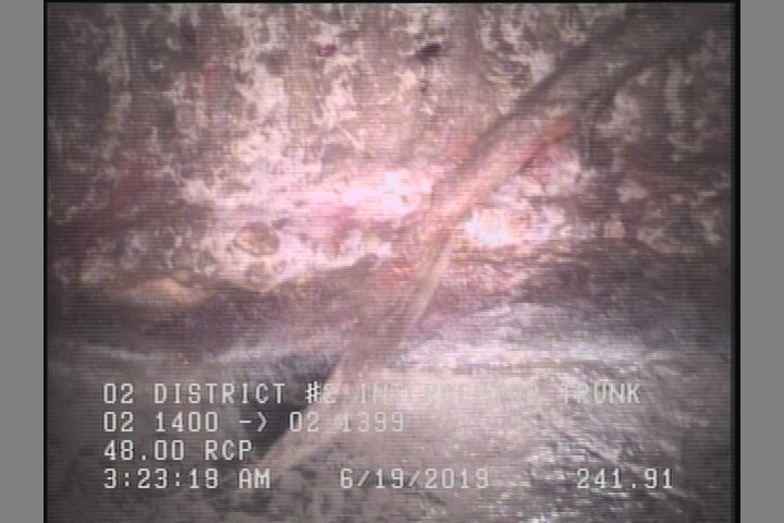 Surface Reinforcement Corroded, at 03 o'clock, within 8 inches of joint: NO