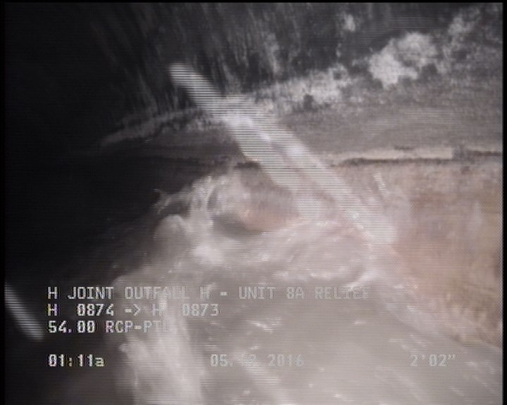 Deposits Attached Grease, 5 %of cross sectional area, from 05 to 07 o'clock, , within 8 inches of joint: YES, Start