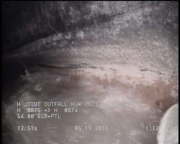 Deposits Attached Grease, 5 %of cross sectional area, from 05 to 07 o'clock, , within 8 inches of joint: YES, Start