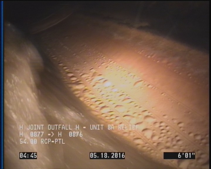 Deposits Attached Grease, 5 %of cross sectional area, from 05 to 07 o'clock, , within 8 inches of joint: YES