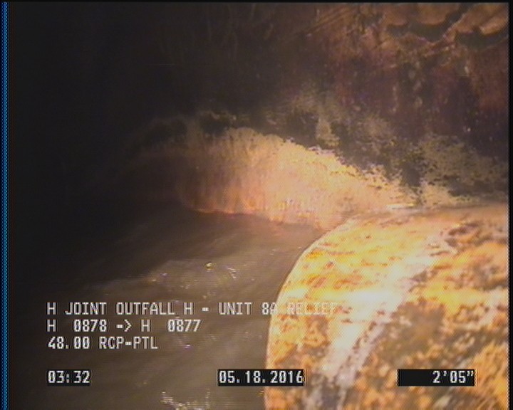 Deposits Attached Grease, 5 %of cross sectional area, from 05 to 07 o'clock, , within 8 inches of joint: YES, Start