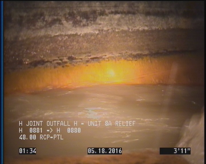 Deposits Attached Grease, 5 %of cross sectional area, from 05 to 07 o'clock, , within 8 inches of joint: YES, Start