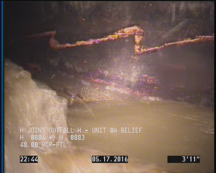 Deposits Attached Grease, 5 %of cross sectional area, from 05 to 07 o'clock, , within 8 inches of joint: YES, Start