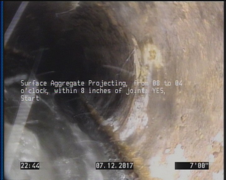 Surface Aggregate Projecting, from 08 to 04 o'clock, within 8 inches of joint: YES, Start