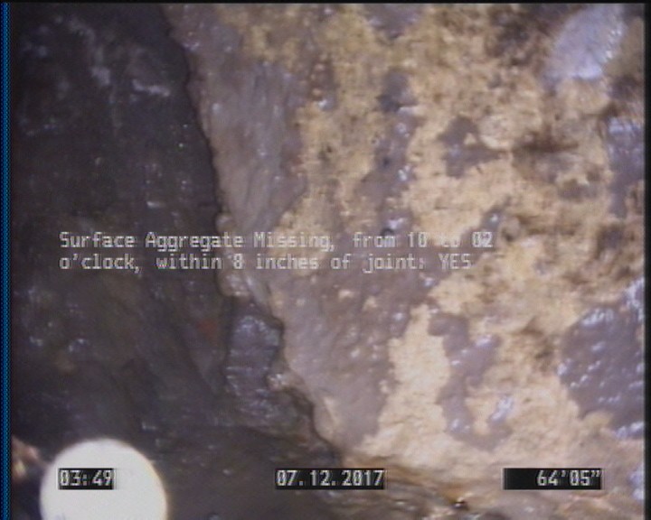 Surface Aggregate Missing, from 10 to 02 o'clock, within 8 inches of joint: YES