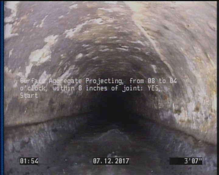 Surface Aggregate Projecting, from 08 to 04 o'clock, within 8 inches of joint: YES, Start