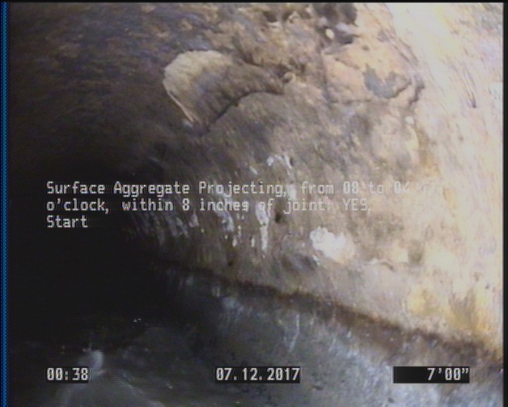 Surface Aggregate Projecting, from 08 to 04 o'clock, within 8 inches of joint: YES, Start