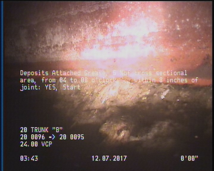 Deposits Attached Grease, 5 %of cross sectional area, from 04 to 08 o'clock, , within 8 inches of joint: YES, Start