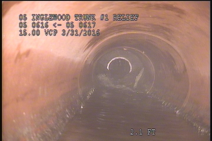 General Observation - ROACHES INSIDE THE MH.