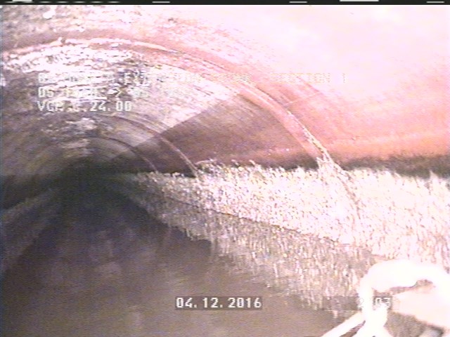 Deposits Attached Grease, 5 %of cross sectional area, from 02 to 10 o'clock, , within 8 inches of joint: YES, Start