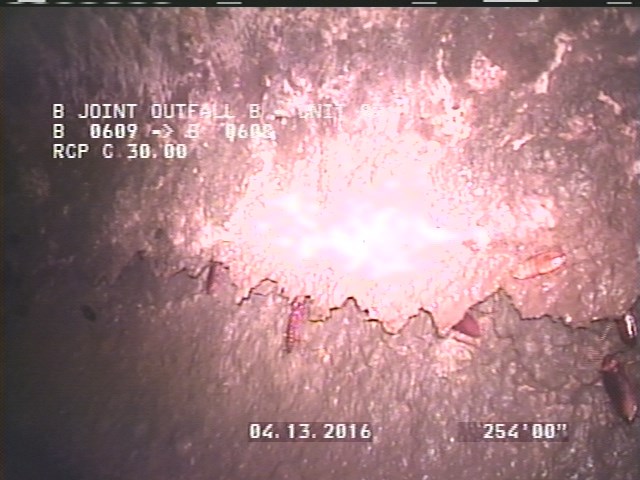 Surface Spalling, from 02 to 04 o'clock, within 8 inches of joint: NO