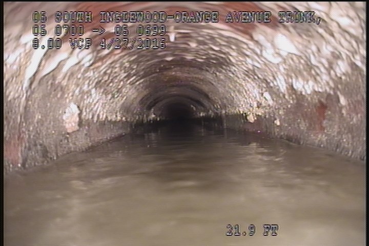Deposits Attached Grease, 5 %of cross sectional area, from 09 to 03 o'clock, , within 8 inches of joint: YES, Start