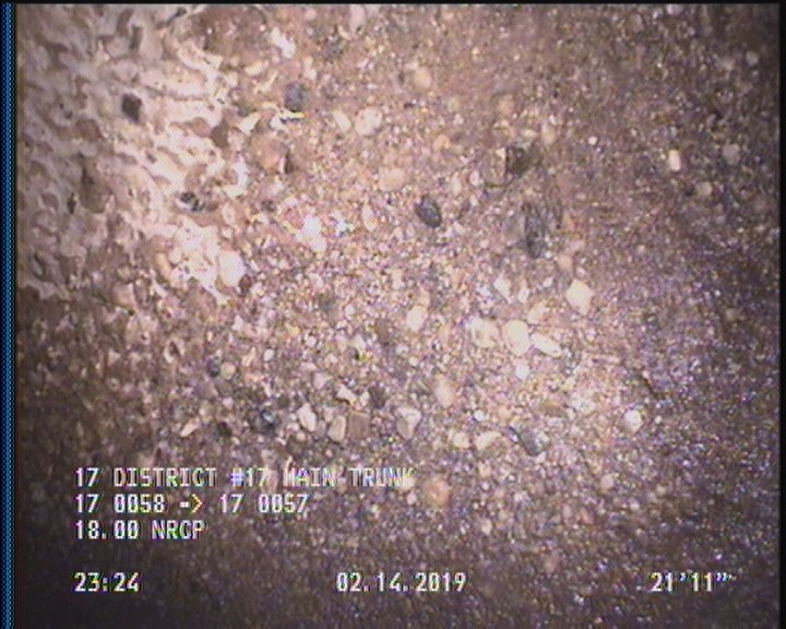 Surface Aggregate Projecting, from 08 to 04 o'clock, within 8 inches of joint: YES, Start