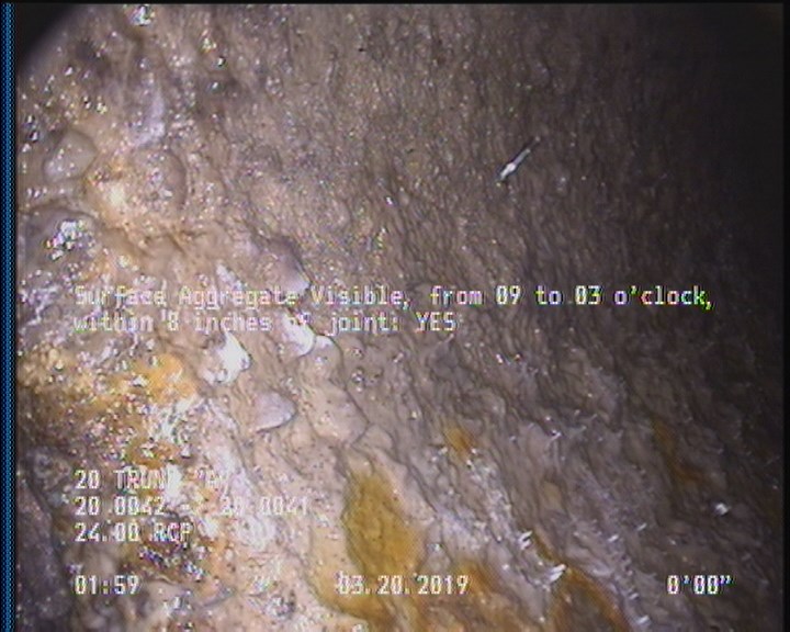 Surface Aggregate Visible, from 09 to 03 o'clock, within 8 inches of joint: YES