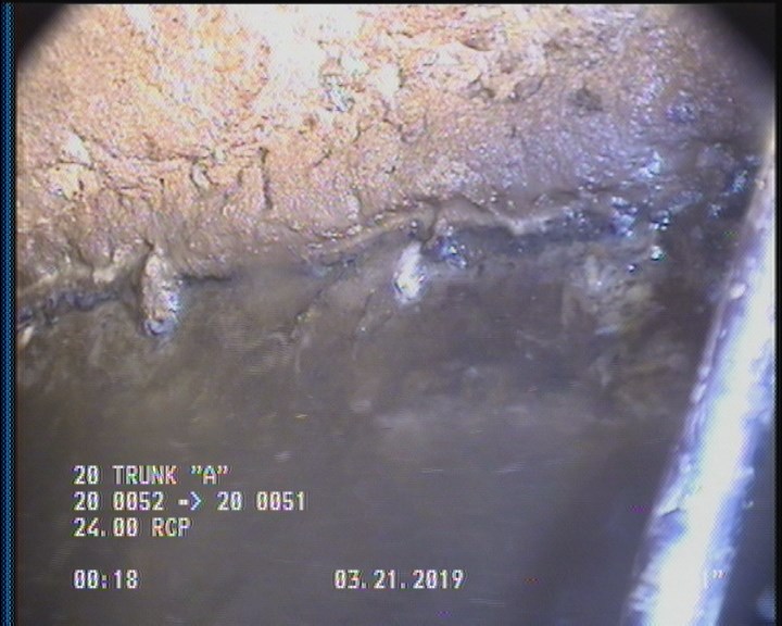 Deposits Attached Grease, 5 %of cross sectional area, from 04 to 08 o'clock, , within 8 inches of joint: YES, Start