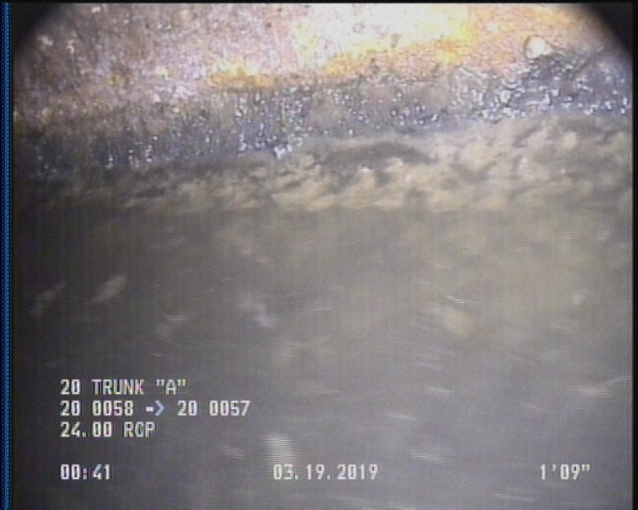 Deposits Attached Grease, 5 %of cross sectional area, from 04 to 08 o'clock, , within 8 inches of joint: YES, Start