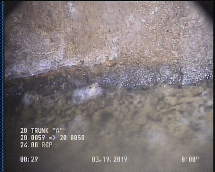 Deposits Attached Grease, 5 %of cross sectional area, from 04 to 08 o'clock, , within 8 inches of joint: YES, Start