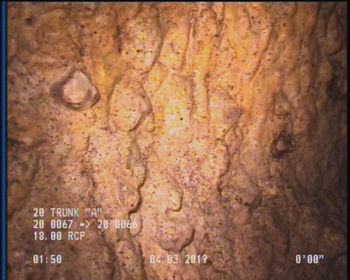 Surface Aggregate Projecting, from 08 to 04 o'clock, within 8 inches of joint: YES, Start