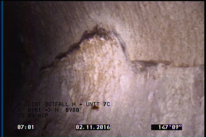 Surface Spalling, from 08 to 04 o'clock, within 8 inches of joint: NO, Start