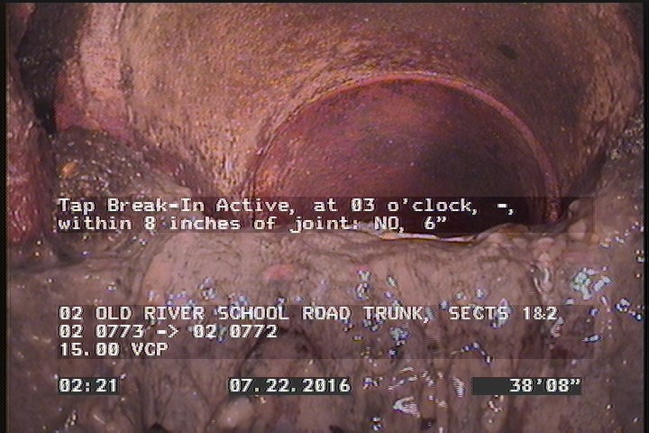 Tap Break-In Active, at 03 o'clock, -, within 8 inches of joint: NO, 6"