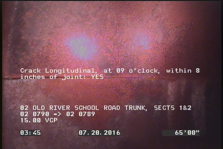 Crack Longitudinal, at 09 o'clock, within 8 inches of joint: YES