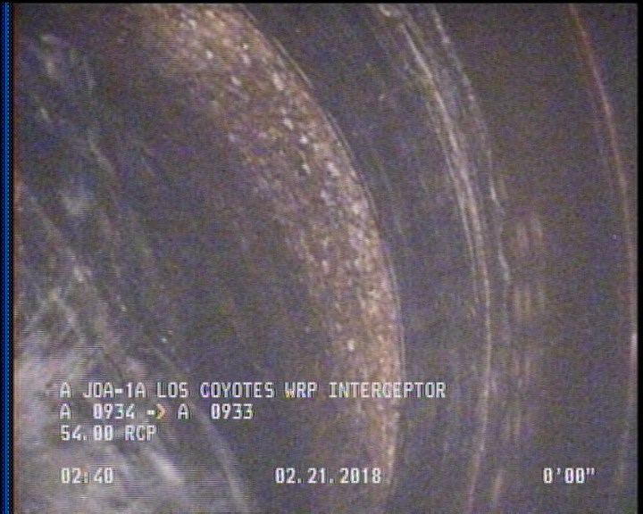 Surface Aggregate Projecting, from 09 to 03 o'clock, within 8 inches of joint: YES