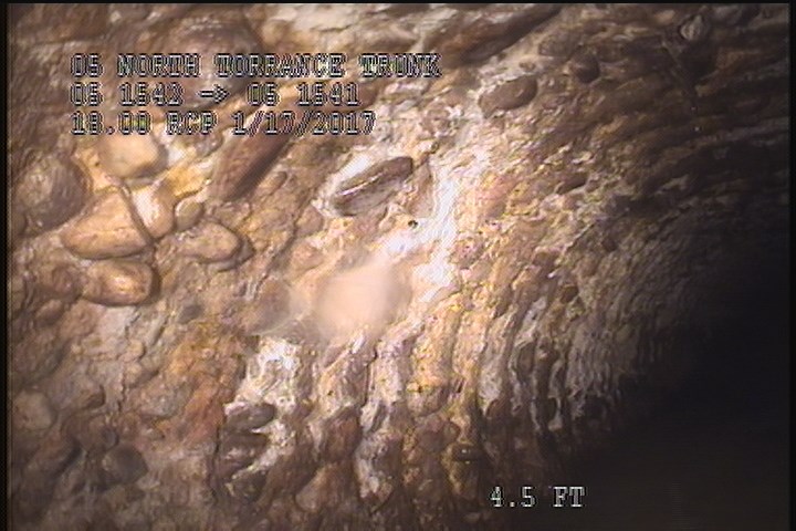 Surface Reinforcement Visible Chemical, from 08 to 04 o'clock, within 8 inches of joint: YES, Start