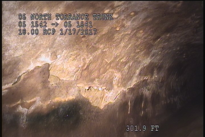Surface Other Chemical, from 11 to 01 o'clock, within 8 inches of joint: YES - PEELING/FLAKING