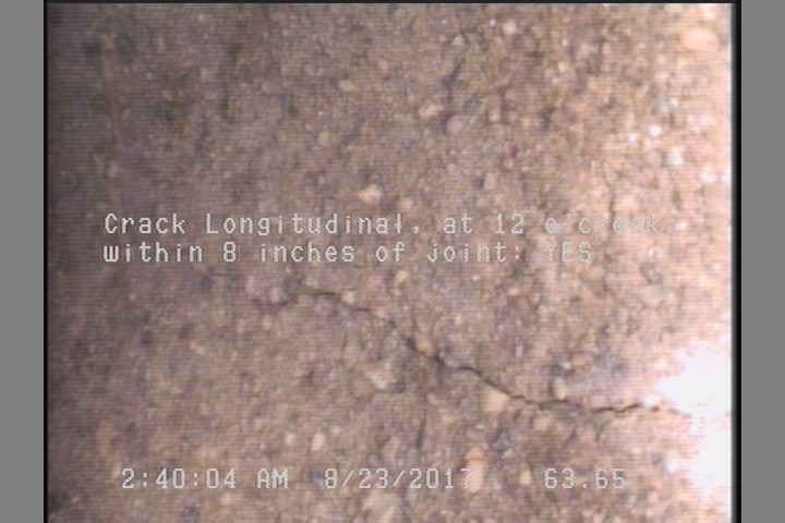 Crack Longitudinal, at 12 o'clock, within 8 inches of joint: YES
