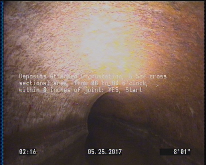 Deposits Attached Encrustation, 5 %of cross sectional area, from 08 to 04 o'clock, , within 8 inches of joint: YES, Start