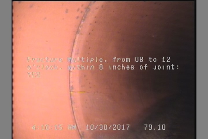 Fracture Multiple, from 08 to 12 o'clock, within 8 inches of joint: YES