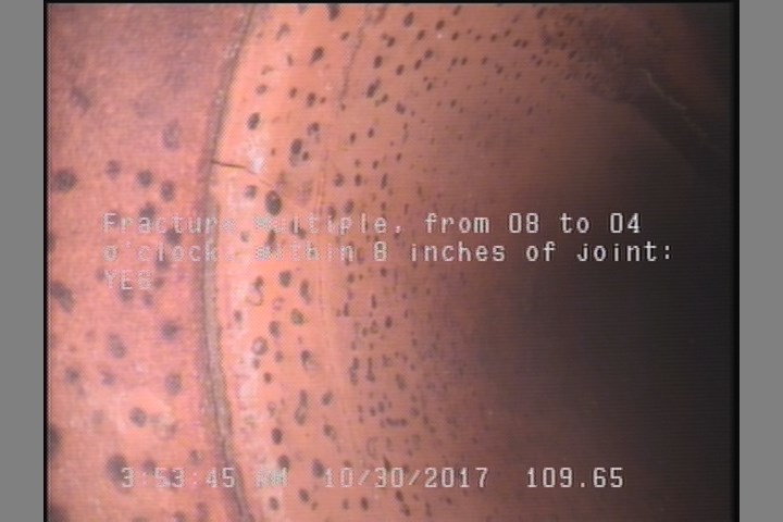 Fracture Multiple, from 08 to 04 o'clock, within 8 inches of joint: YES