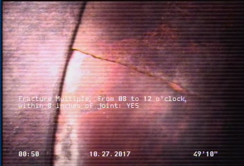 Fracture Multiple, from 08 to 12 o'clock, within 8 inches of joint: YES