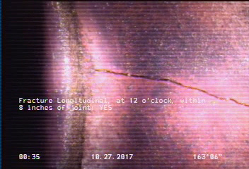 Fracture Longitudinal, at 12 o'clock, within 8 inches of joint: YES