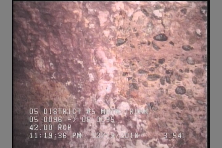 Surface Aggregate Projecting, from 08 to 04 o'clock, within 8 inches of joint: YES, Start
