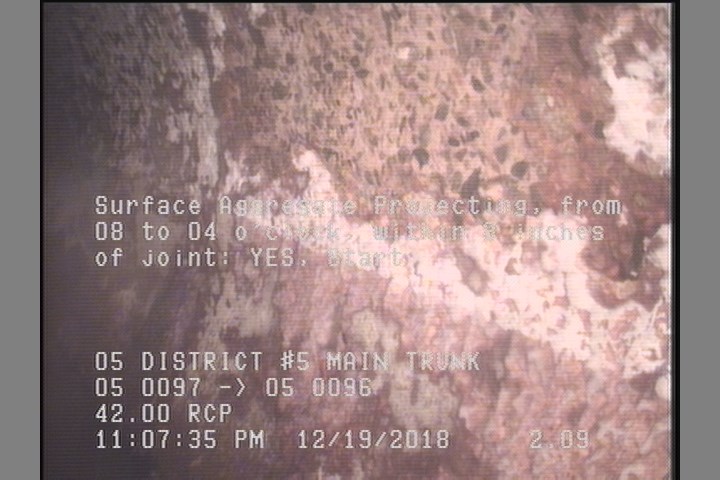 Surface Aggregate Projecting, from 08 to 04 o'clock, within 8 inches of joint: YES, Start