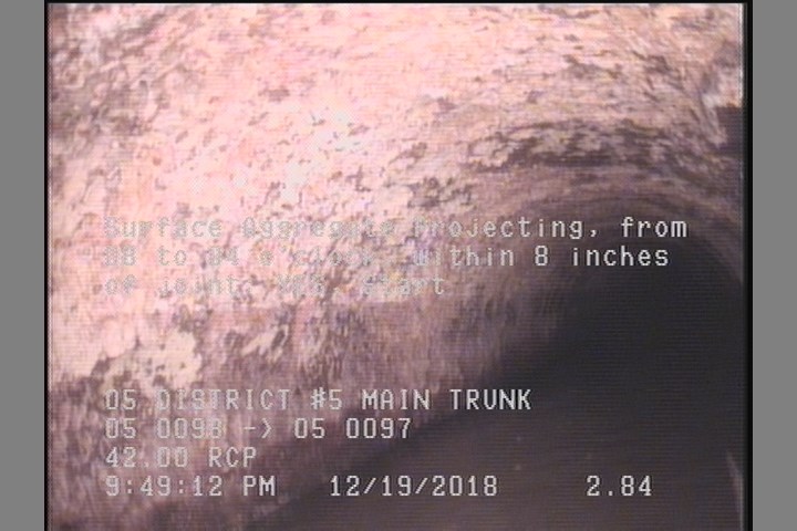 Surface Aggregate Projecting, from 08 to 04 o'clock, within 8 inches of joint: YES, Start