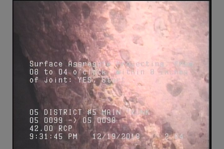 Surface Aggregate Projecting, from 08 to 04 o'clock, within 8 inches of joint: YES, Start