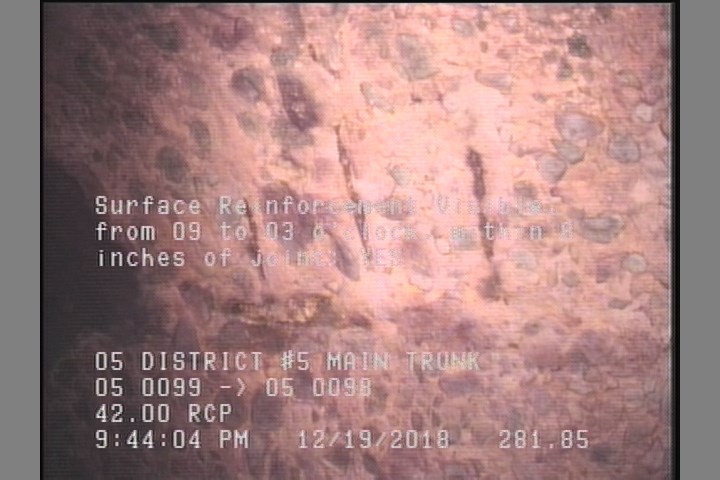 Surface Reinforcement Visible, from 09 to 03 o'clock, within 8 inches of joint: YES