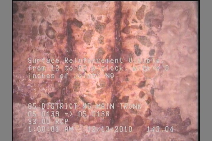Surface Reinforcement Visible, from 12 to 02 o'clock, within 8 inches of joint: NO