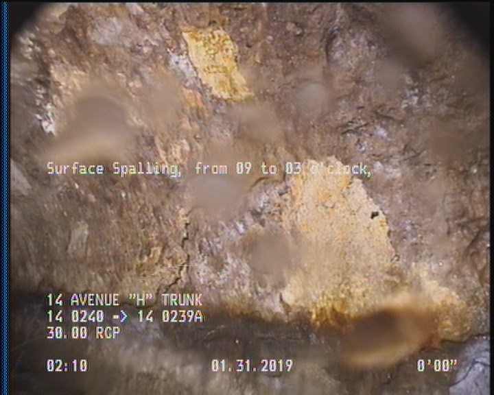 Surface Spalling, from 09 to 03 o'clock, within 8 inches of joint: YES, Start
